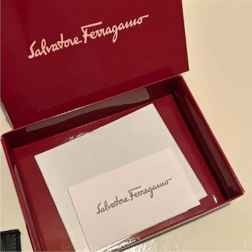 Ferragamo Vara Bifold Wallet Gold ($550) ✨ professionally cleaned and relined ✨
